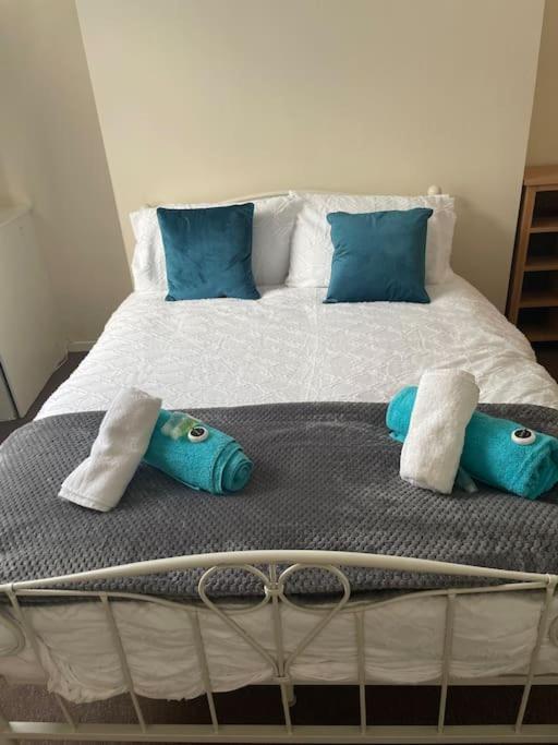 1, 38 Sneinton Hermitage Ng2 4bs *