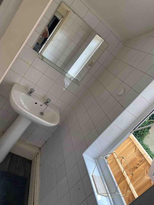 1, 48 Sneinton Hermitage Ng2 4bs