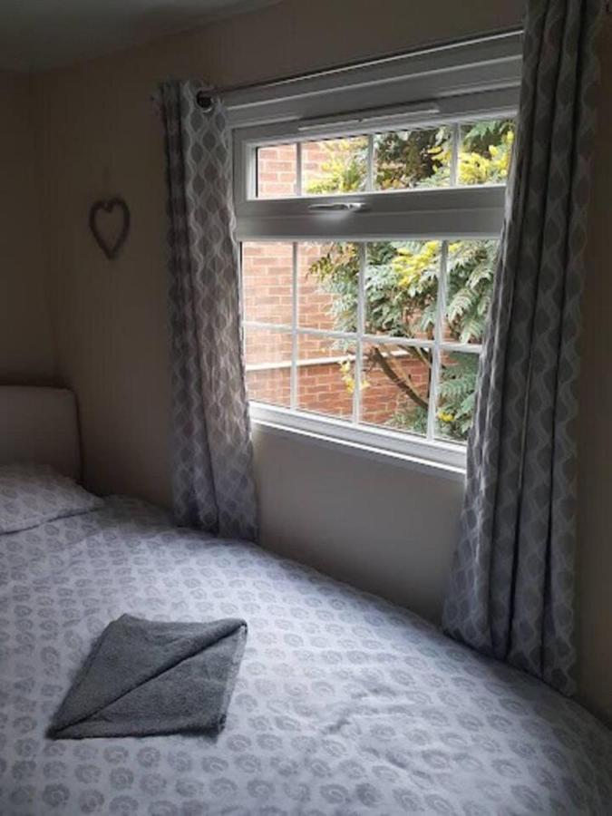 Chalé Lovely 2-bed Chalet At Robinhood Retreat Free Park Nottingham