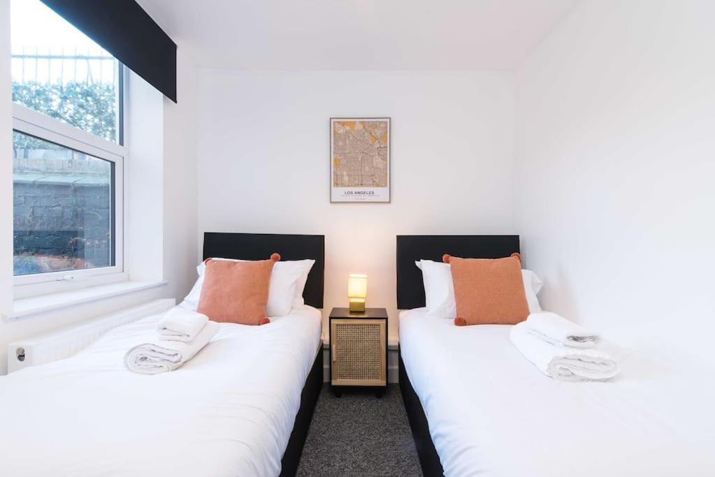Marina - Sleeps 4 Apartment