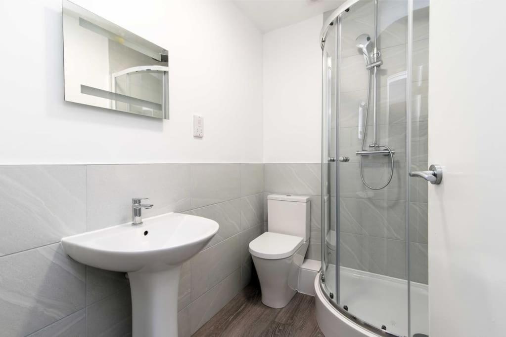 Marina - Sleeps 4 Apartment *