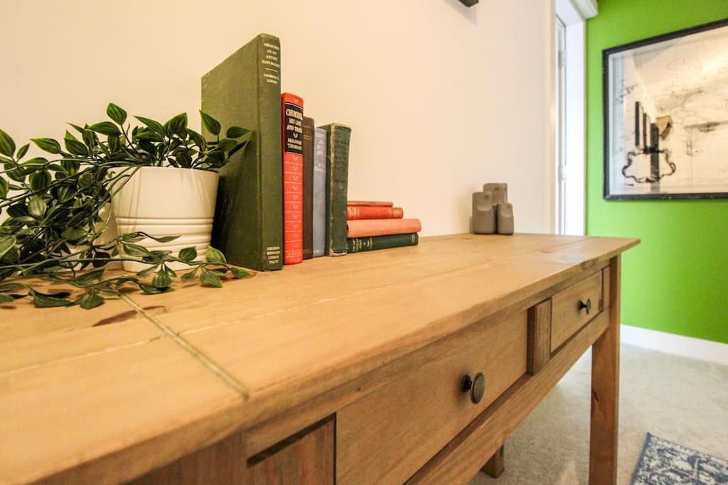Apartamento Luxurious 2 Bedroom In Centre
