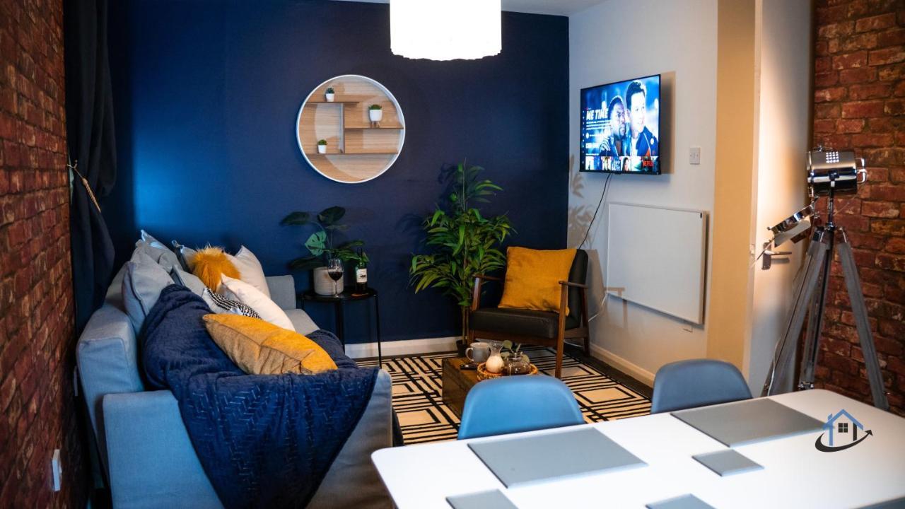 Apartment Flat 1 - King Bed, Parking, Workspace, Wi-fi, Corporates Nottingham