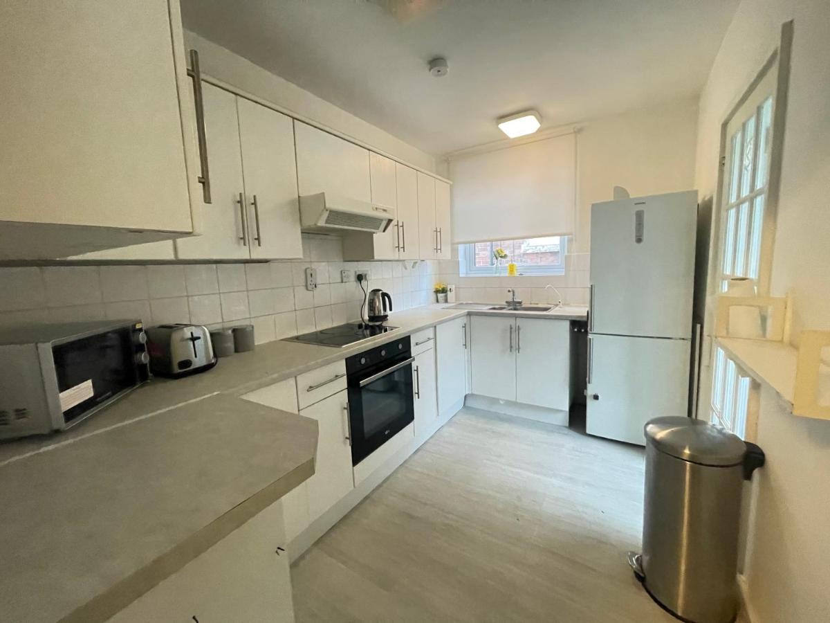 Wells Road Contractors & Leisure By Leecroft Stays Apartment