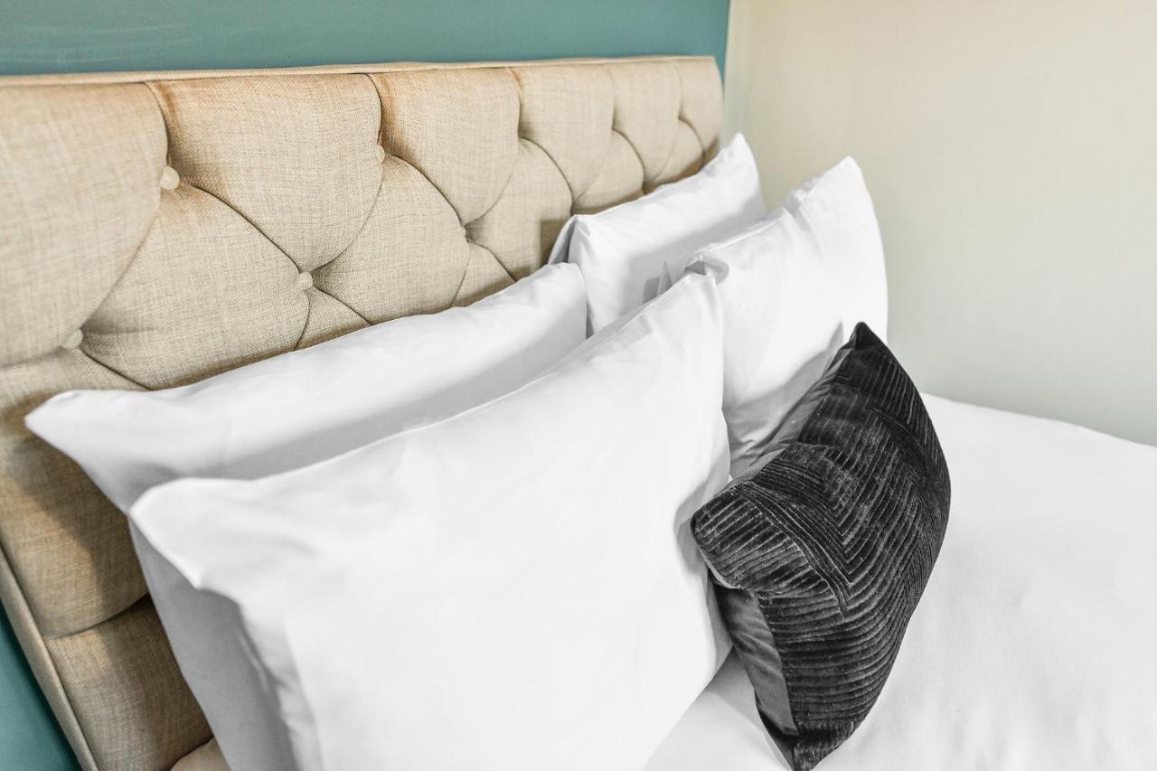 Haydn House Luxurious Retreat - 4 Bedroom, 10 Guest Max, Perfect Away From Nottingham
