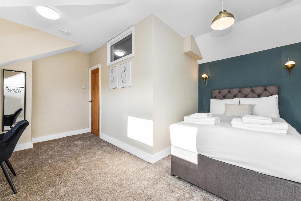 Holiday home Haydn House Luxurious Retreat - 4 Bedroom, 10 Guest Max, Perfect Away From