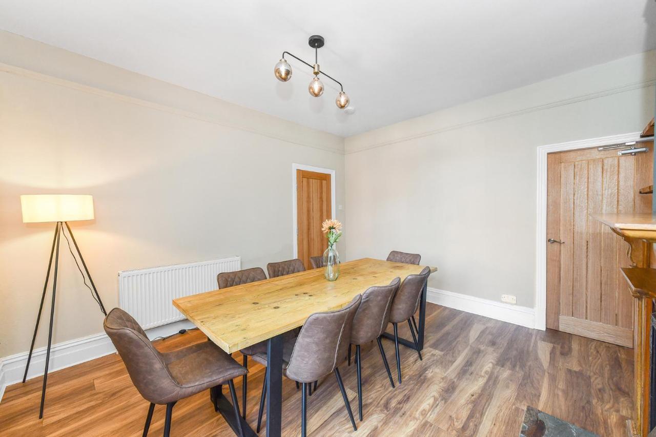 Haydn House Luxurious Retreat - 4 Bedroom, 10 Guest Max, Perfect Away From Nottingham