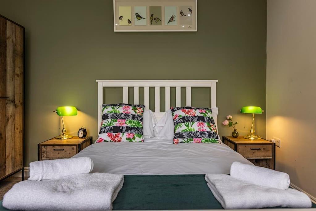 Dovecote House Beeston Private Parking 15mins From Centre Close To Qmc Hospital * Nottingham