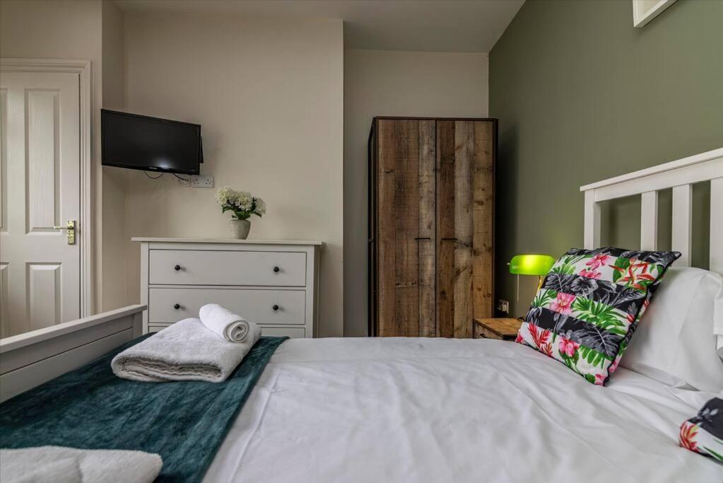 Dovecote House Beeston Private Parking 15mins From Centre Close To Qmc Hospital * Nottingham