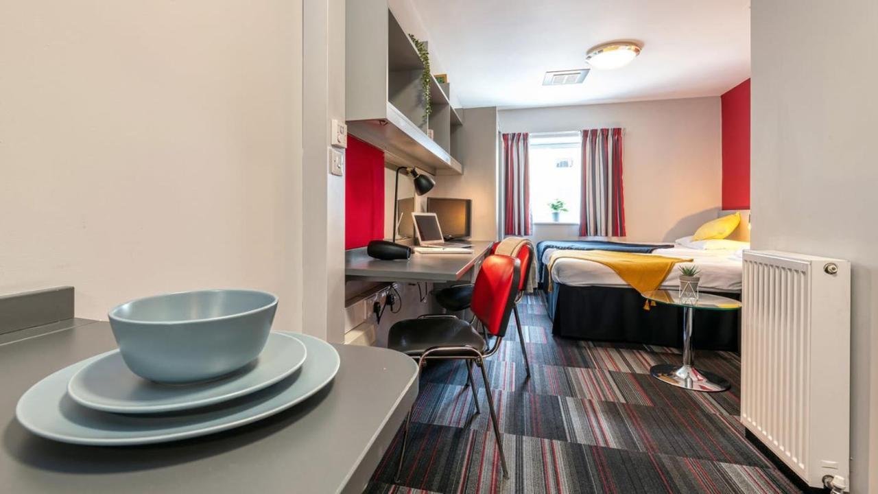For Students Only Modern Spacious At Clarendon Street In
