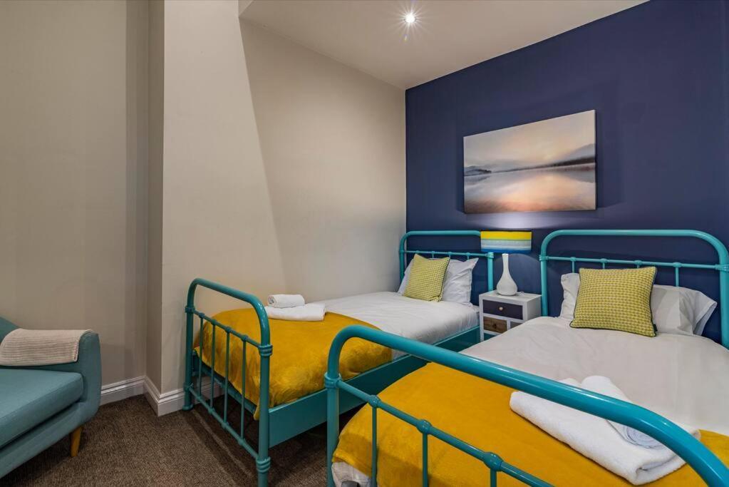 Holiday home Dovecote House Beeston Private Parking 15mins From Centre Close To Qmc Hospital *