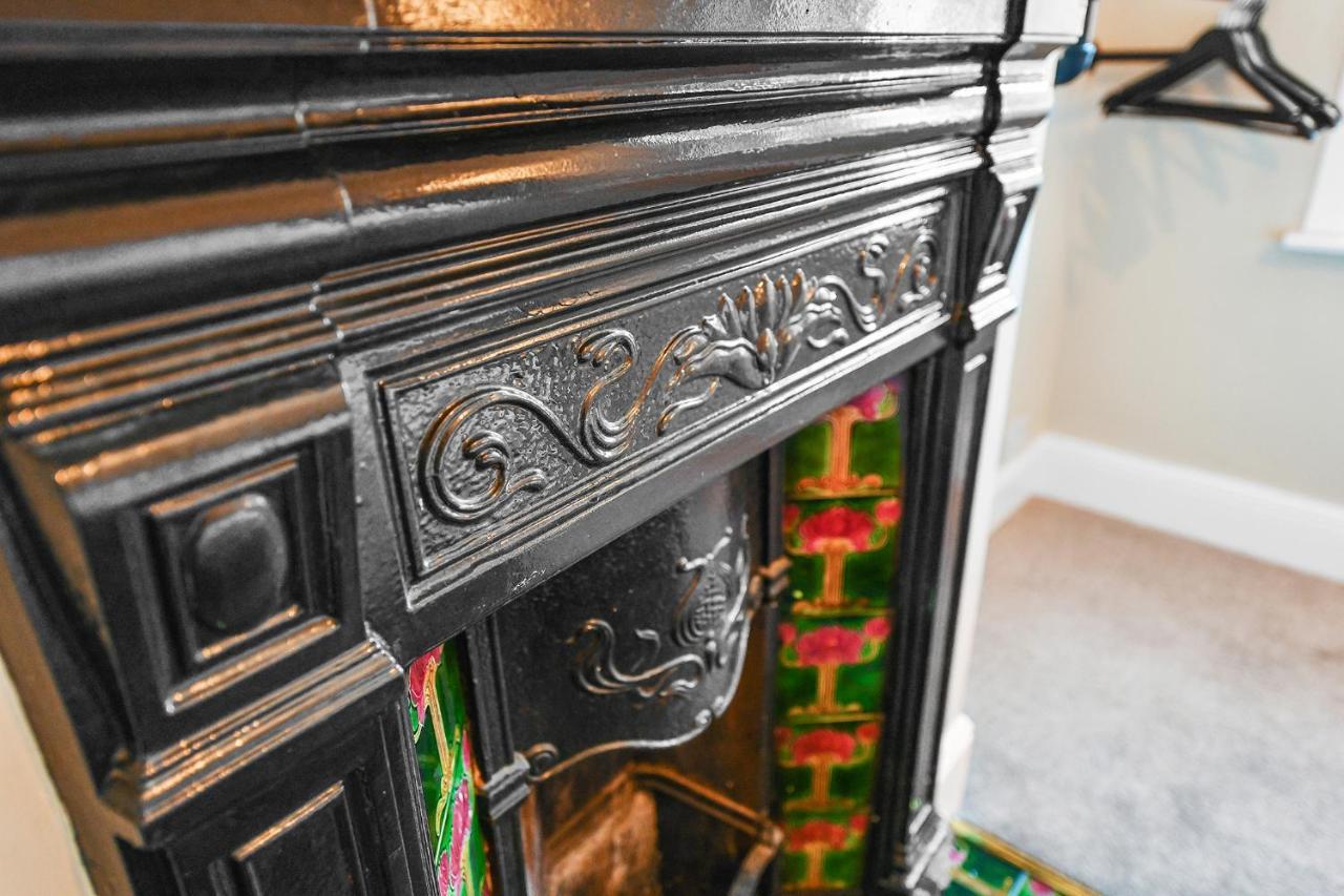 Holiday home Haydn House Luxurious Retreat - 4 Bedroom, 10 Guest Max, Perfect Away From Nottingham