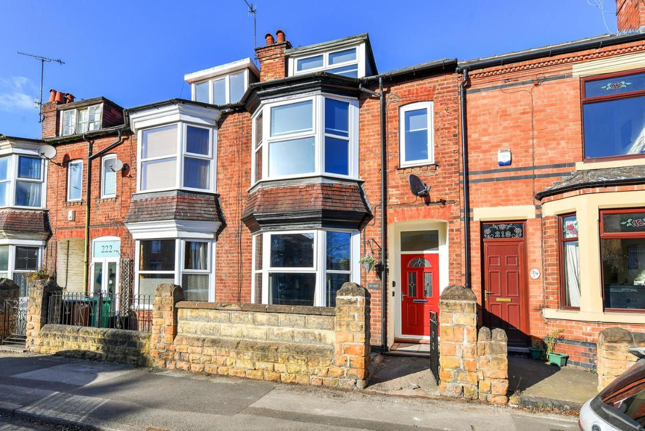 Haydn House Luxurious Retreat - 4 Bedroom, 10 Guest Max, Perfect Away From Holiday home Nottingham