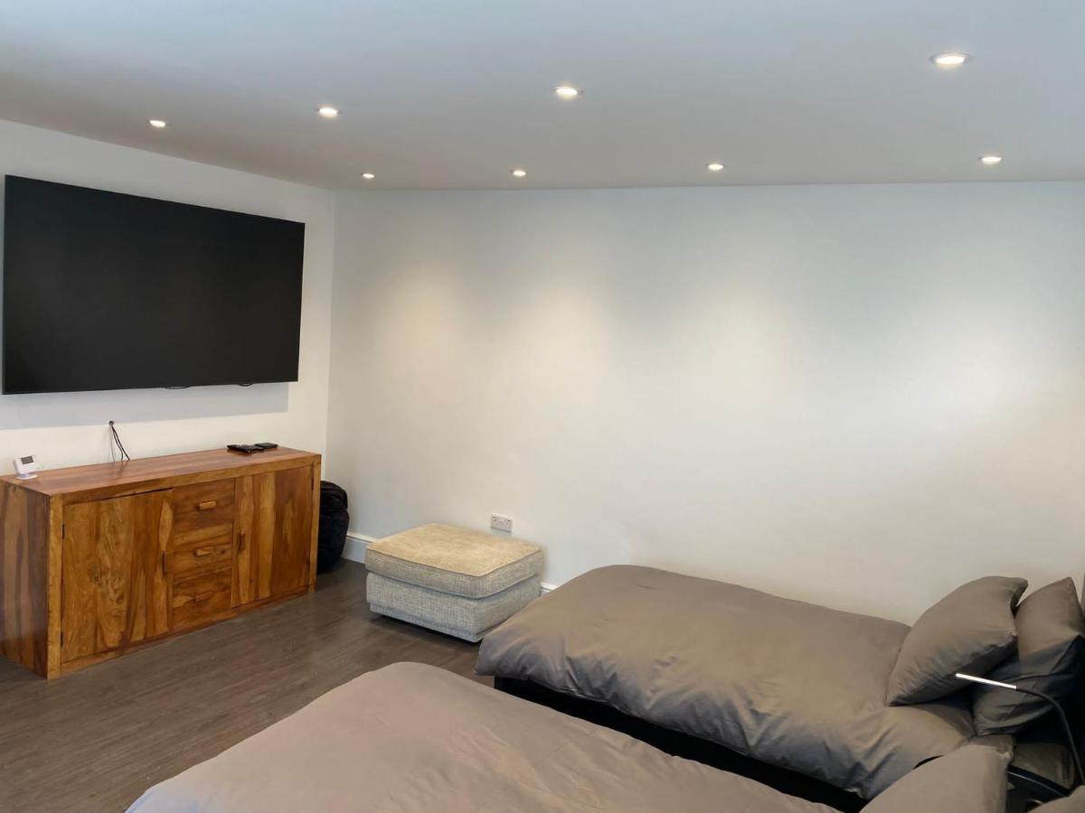 The Hideaway Serviced In Apartment