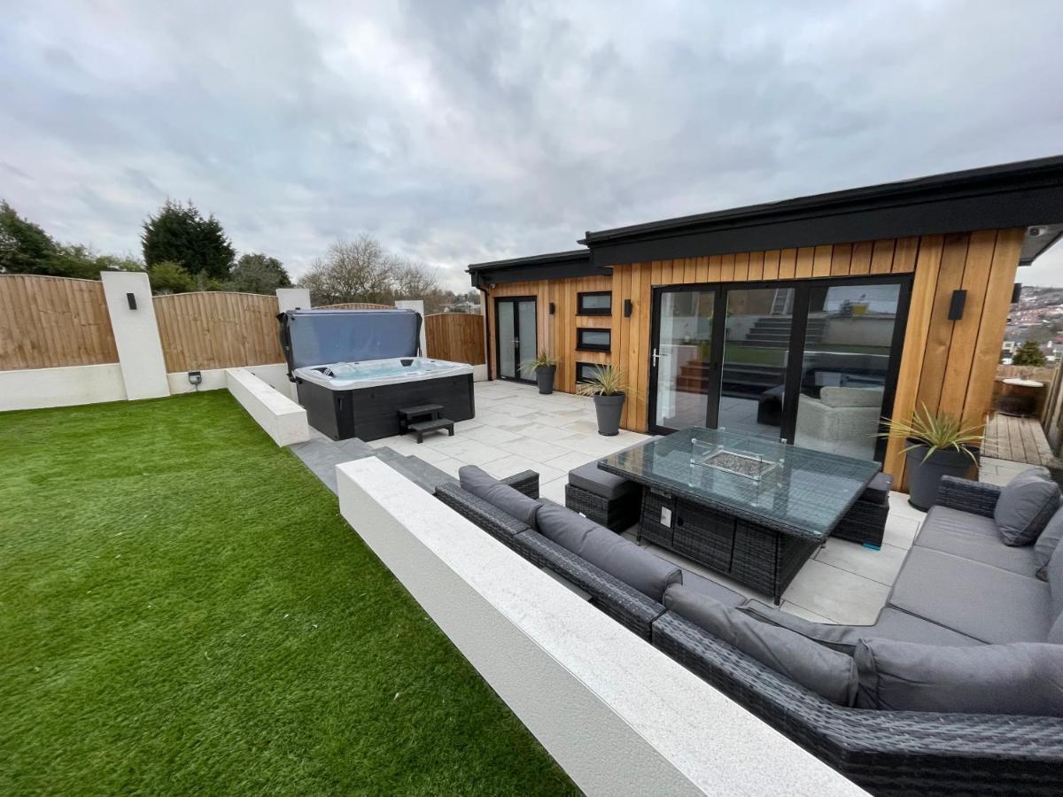The Hideaway Serviced In * Nottingham