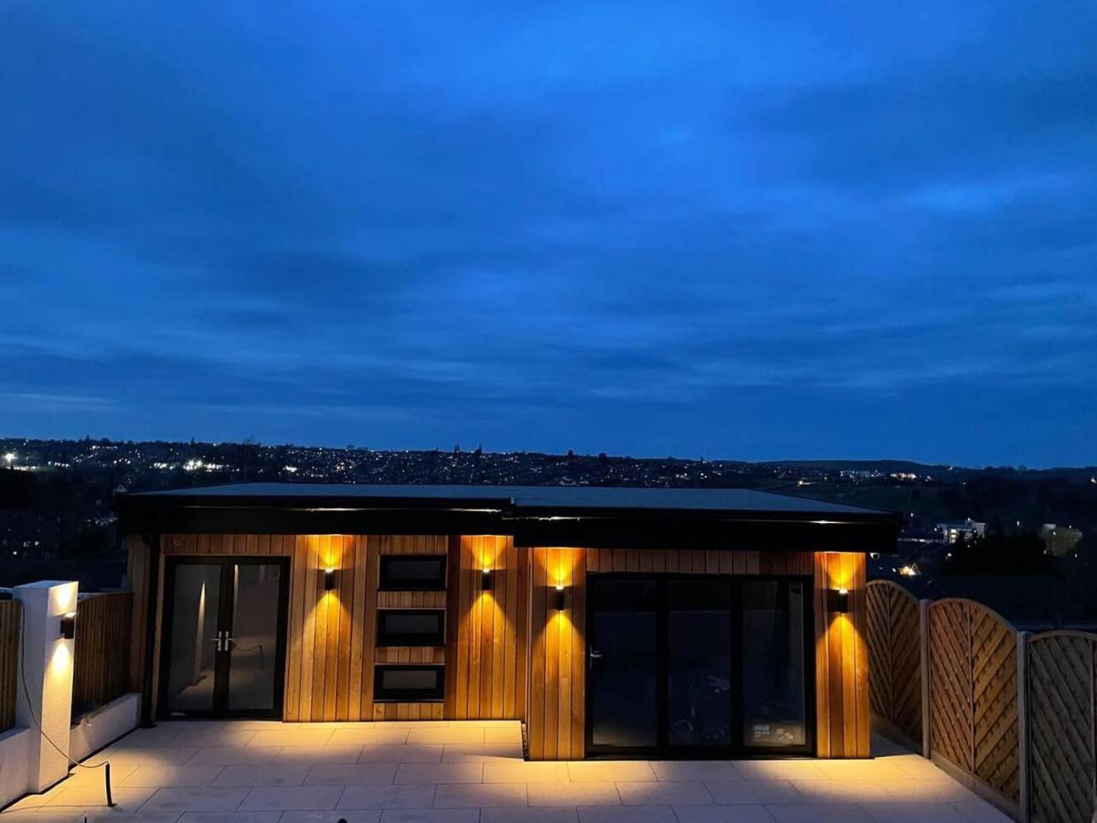 The Hideaway Serviced In Apartment