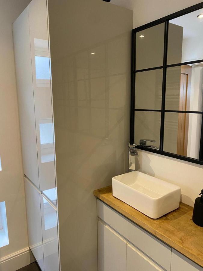 The Hideaway Serviced In Apartment *