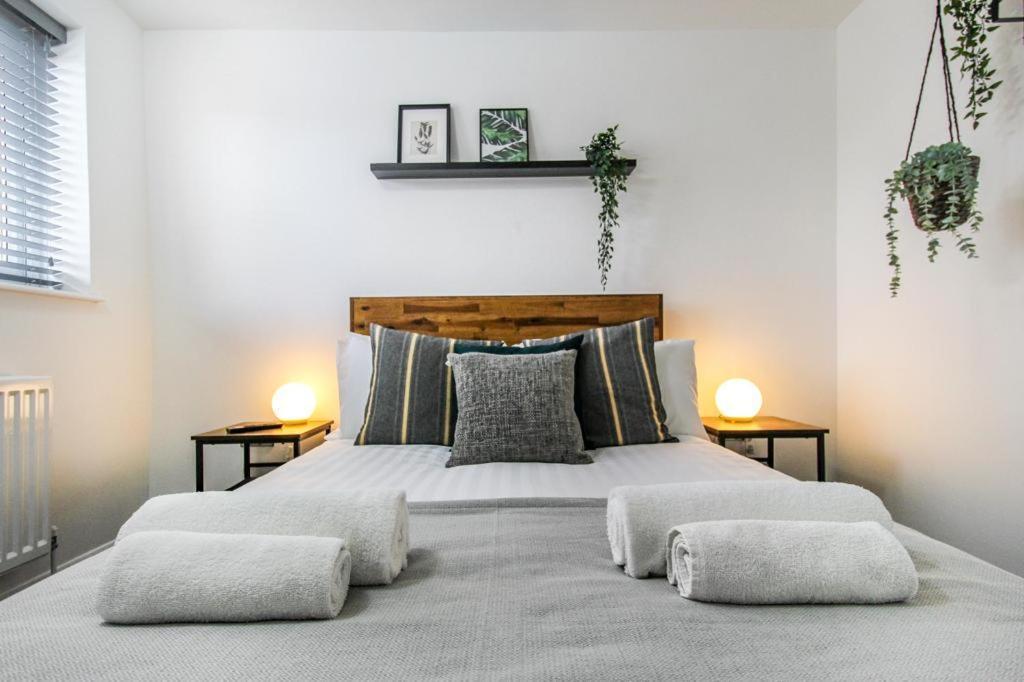 2 Bed Townhouse With Free Parking Holiday home Nottingham