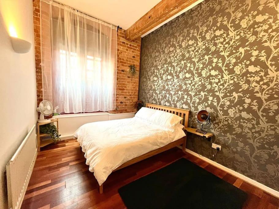 Charming 2 Bed In Centre Of Apartment Nottingham