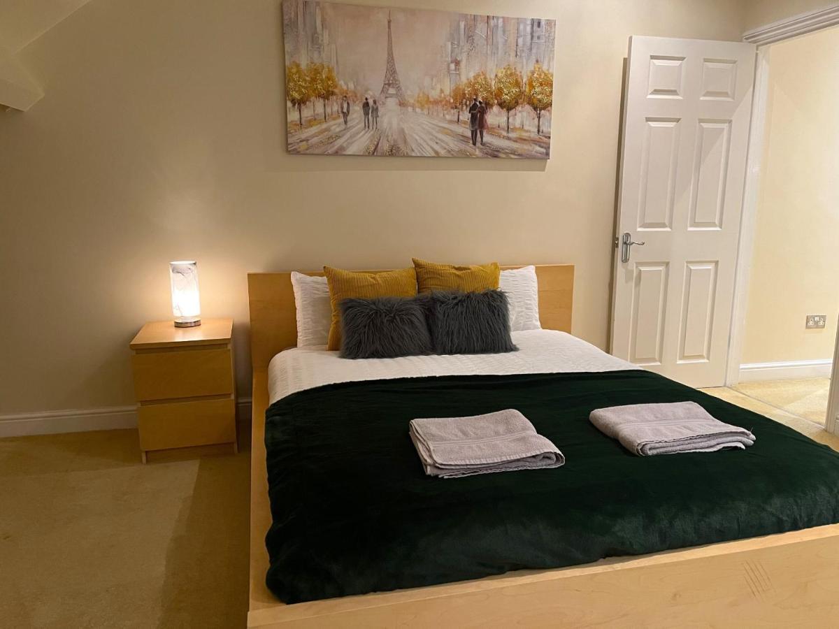 City Link - Mapperley Park Penthouse - Free Parking,tram&bus,hswifi,7ppl By Kp