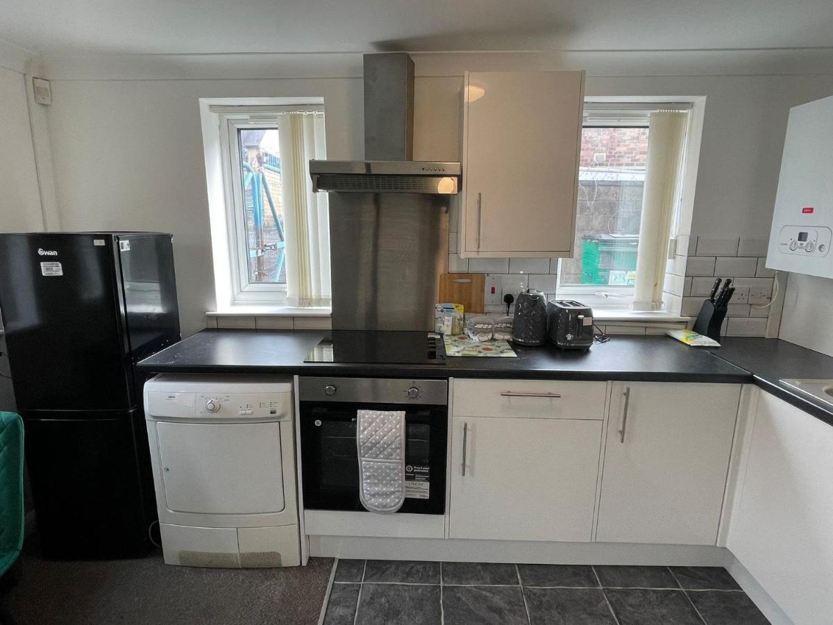 Apartamento 1 Bed @ Factory Quater - Chard St