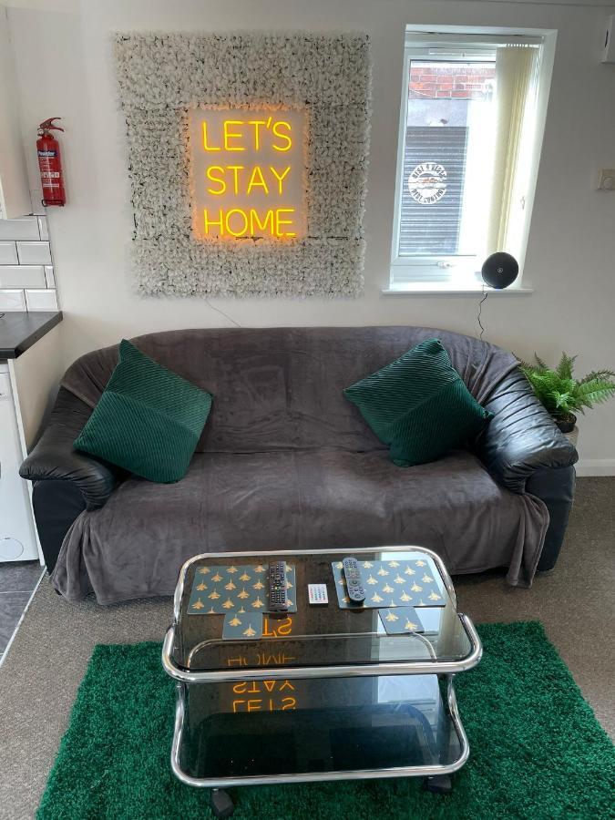 1 Bed @ Factory Quater - Chard St