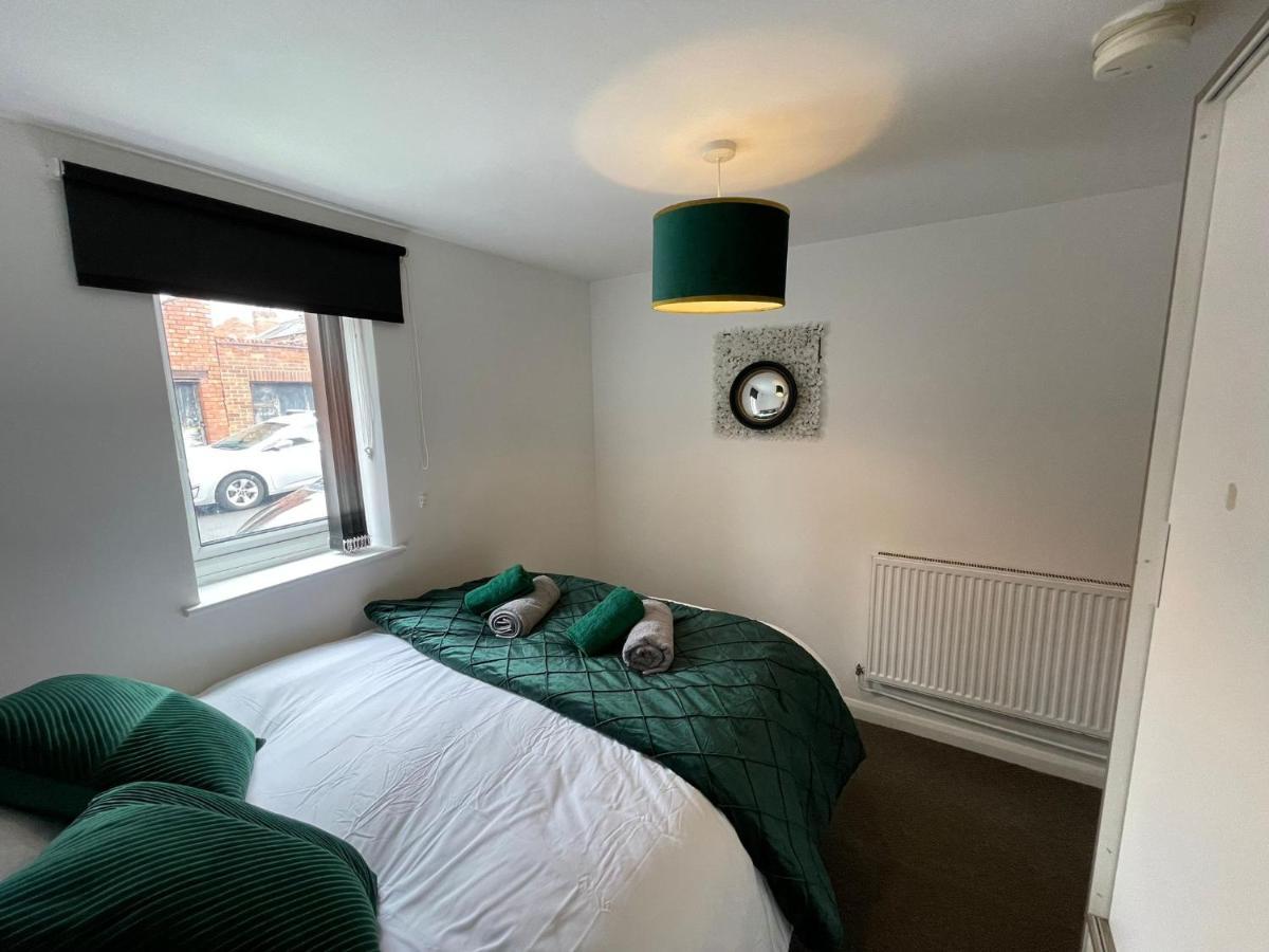 1 Bed @ Factory Quater - Chard St Apartamento