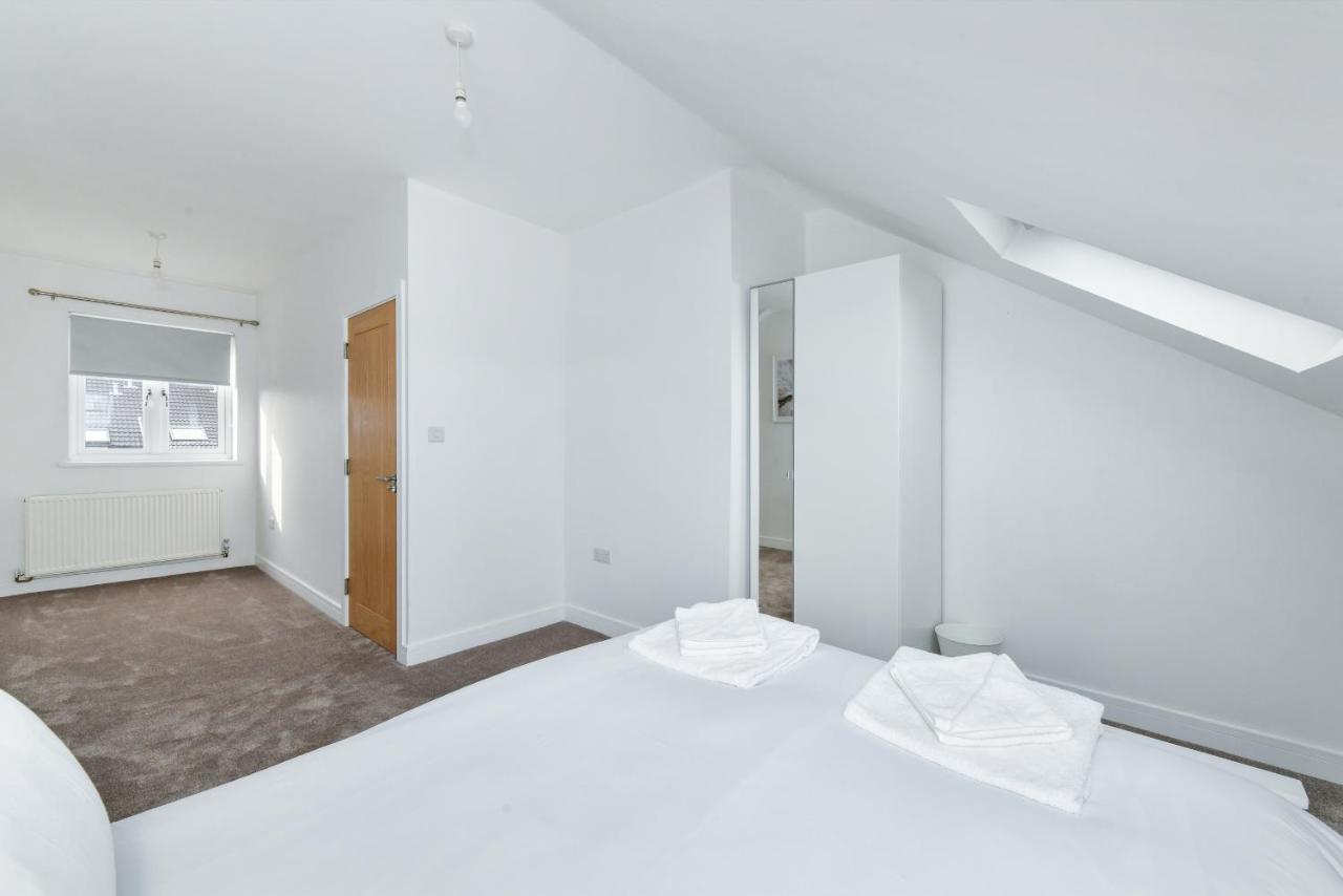 Claude House - Charming 4bedroom