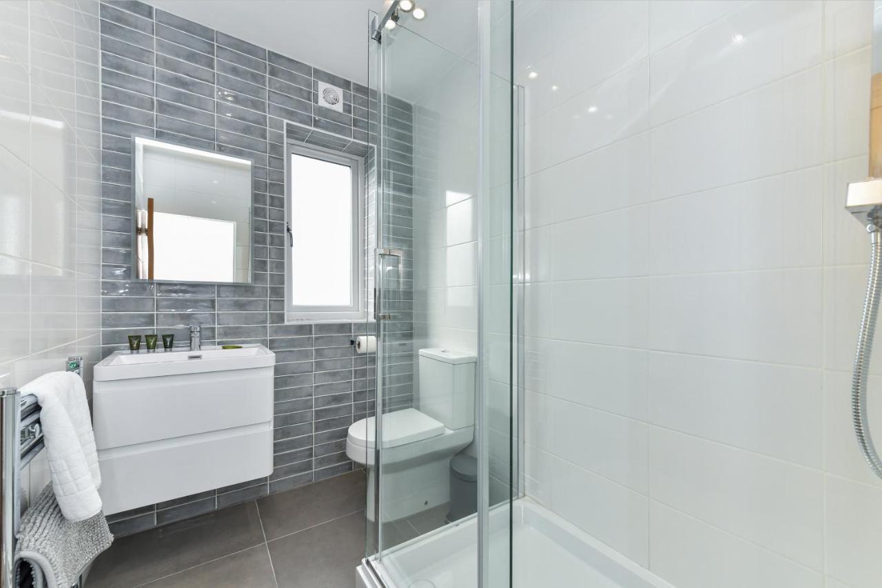 Apartamento Claude House - Charming 4bedroom Nottingham