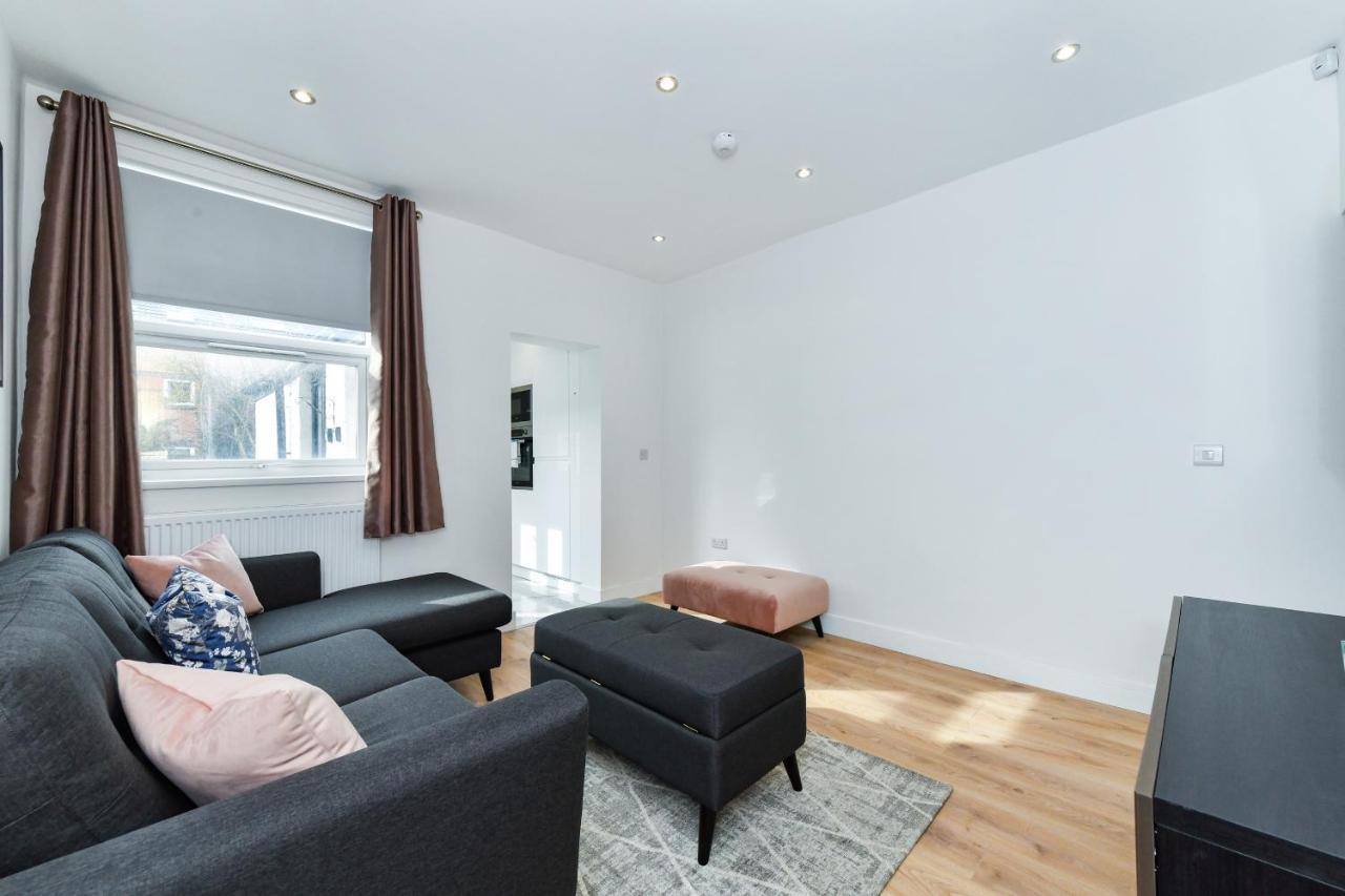 Apartamento Claude House - Charming 4bedroom Nottingham