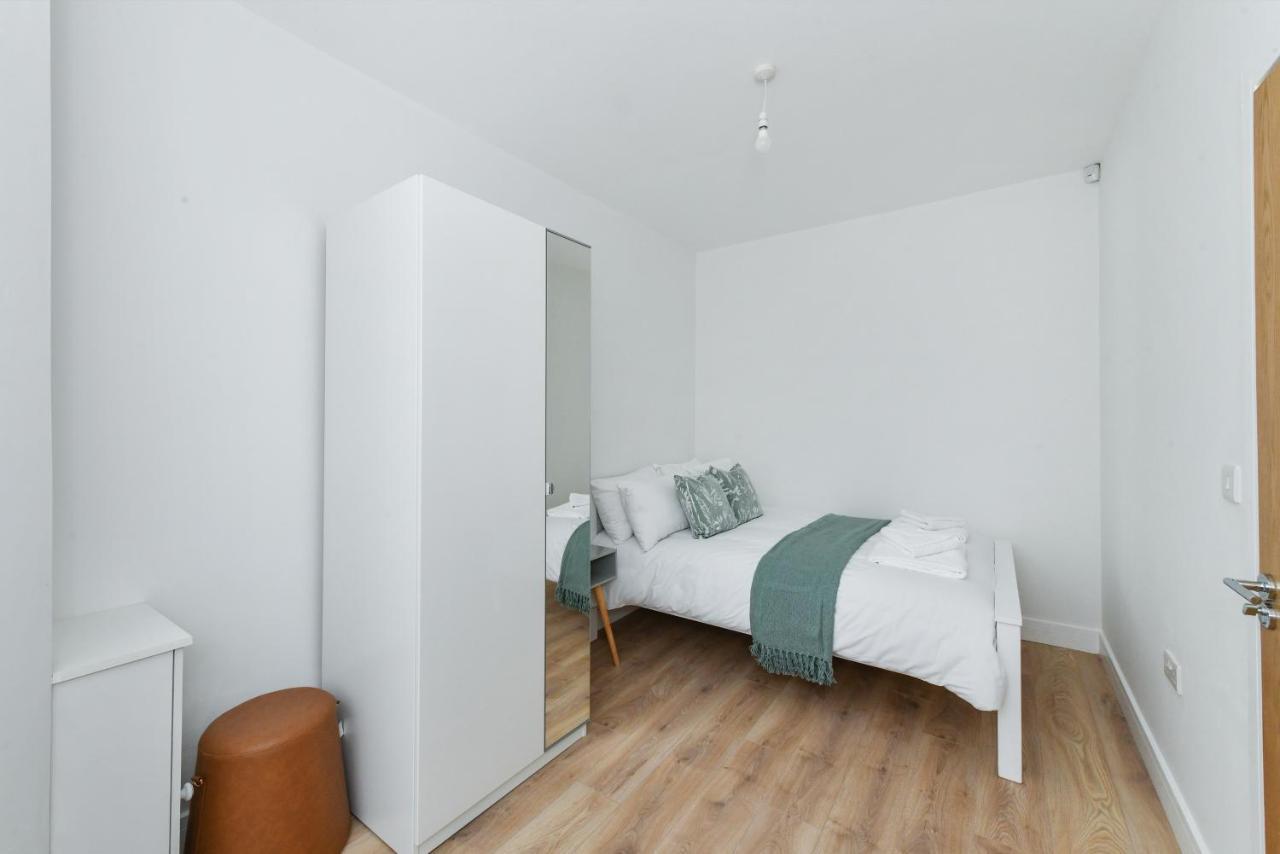 Claude House - Charming 4bedroom Apartamento *