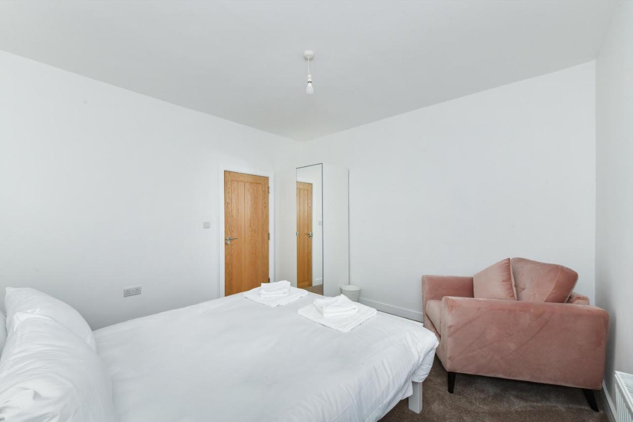 Apartamento Claude House - Charming 4bedroom Nottingham