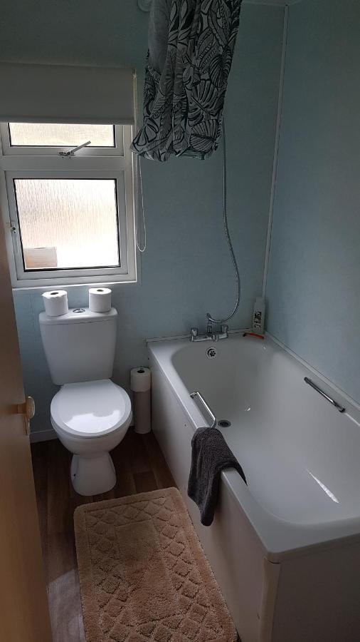 Robin Hood Retreat 2 Bedroom Chalet Free Parking Holiday home Nottingham
