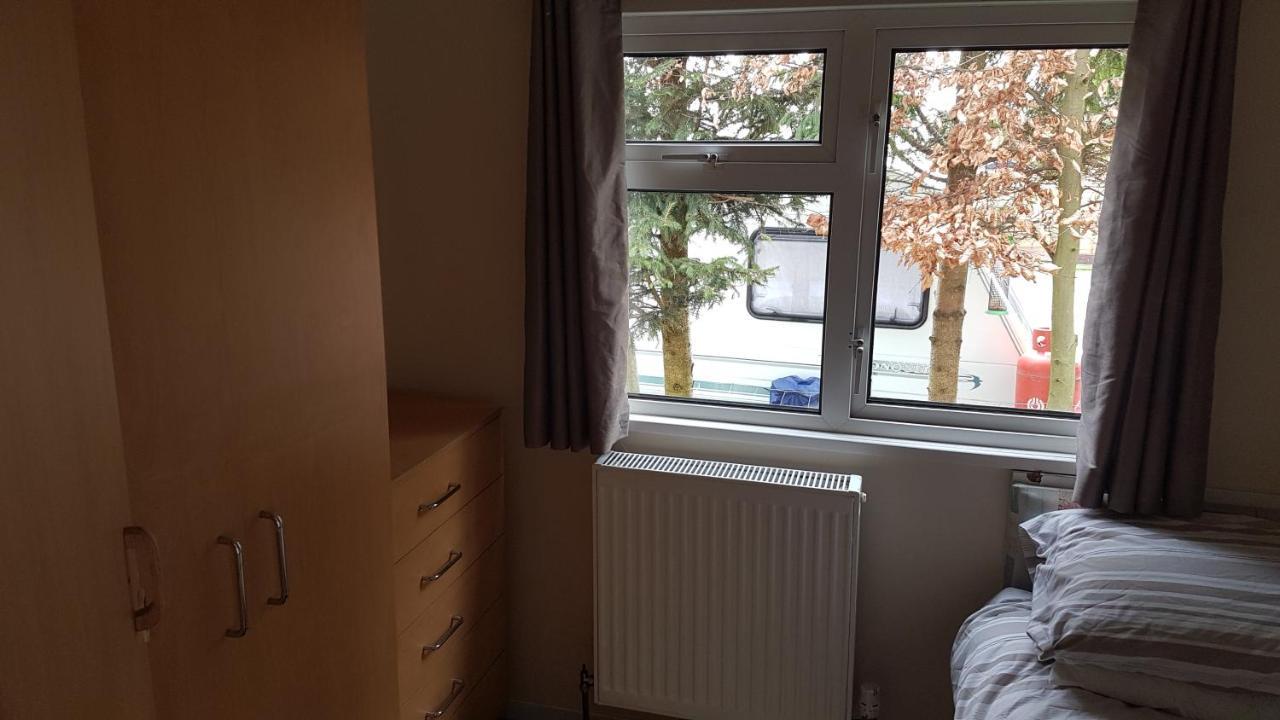 Holiday home Robin Hood Retreat 2 Bedroom Chalet Free Parking *