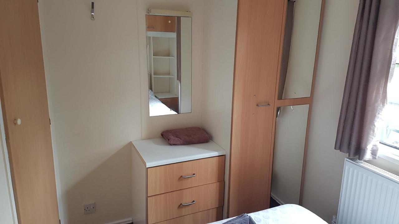 Robin Hood Retreat 2 Bedroom Chalet Free Parking Holiday home *