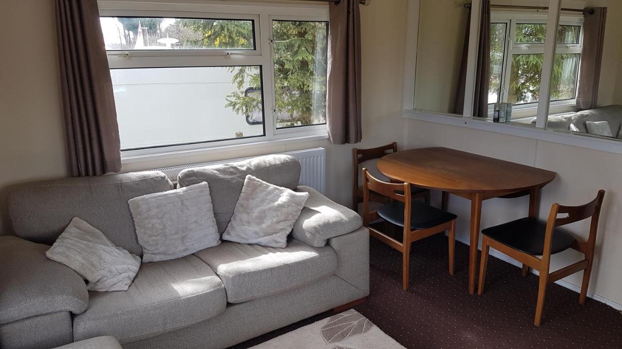 Robin Hood Retreat 2 Bedroom Chalet Free Parking Holiday home *