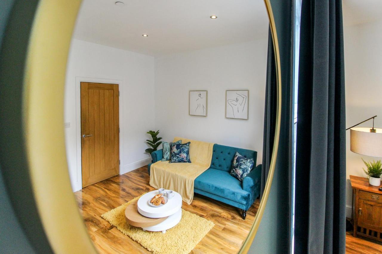 Apartamento Sleek & Stylish In The Heart Of The