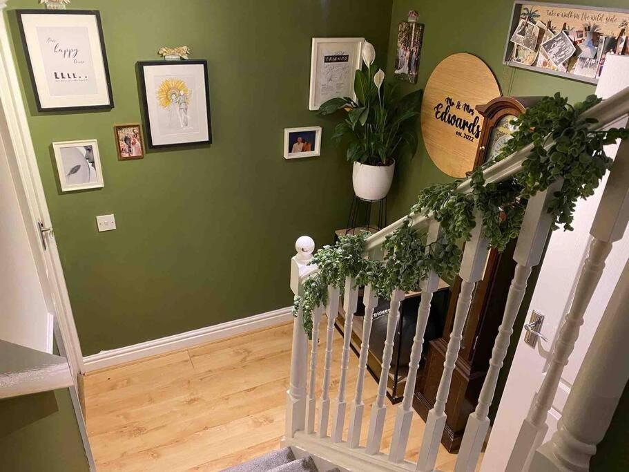 Cheerful 3-bed Detached