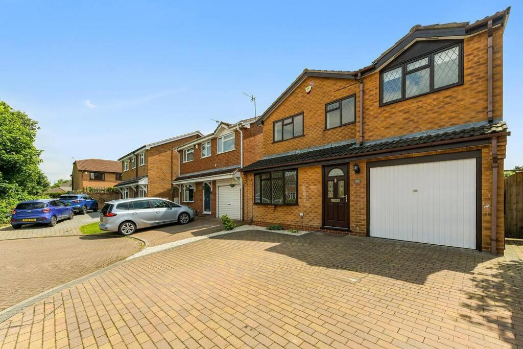 Holiday home Cheerful 3-bed Detached