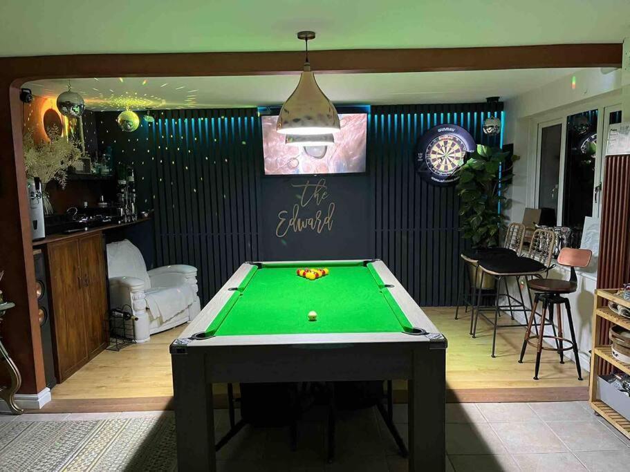 Cheerful 3-bed Detached Holiday home