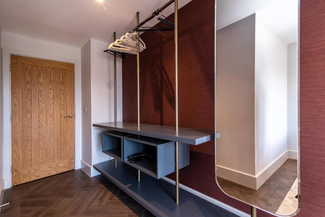 Super High End 1 Bed With Balcony - Central West Bridgford *