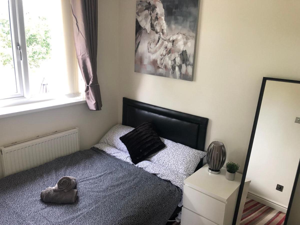 Cozy Small Double In Quiet Cul-de-sac * Nottingham