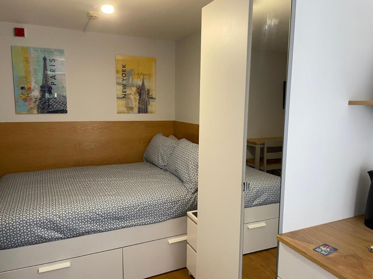 Apartment 228 Cinderhill Road