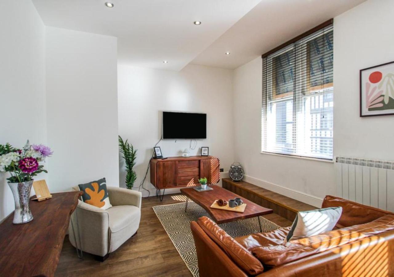 Beautiful Three Bed Flat In Centre * Nottingham