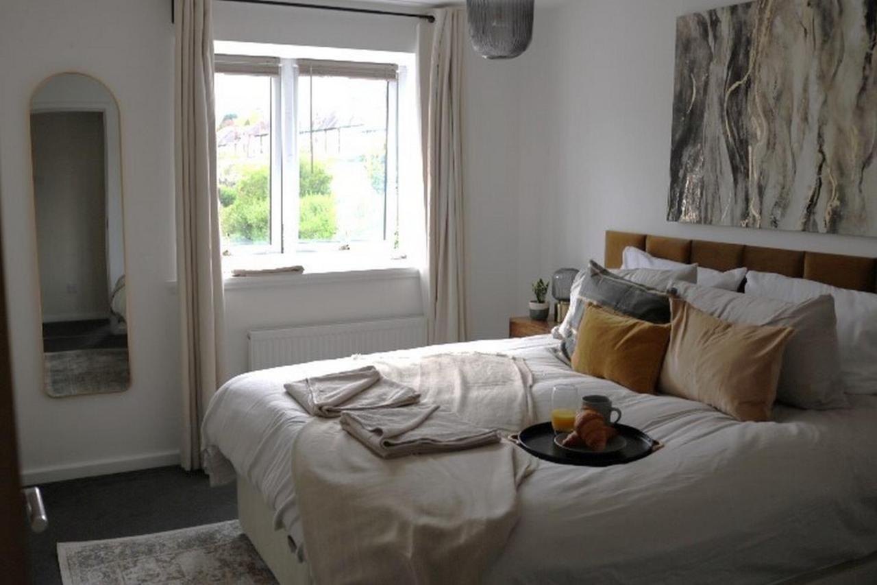Charming 2 Bed House - Family Friendly