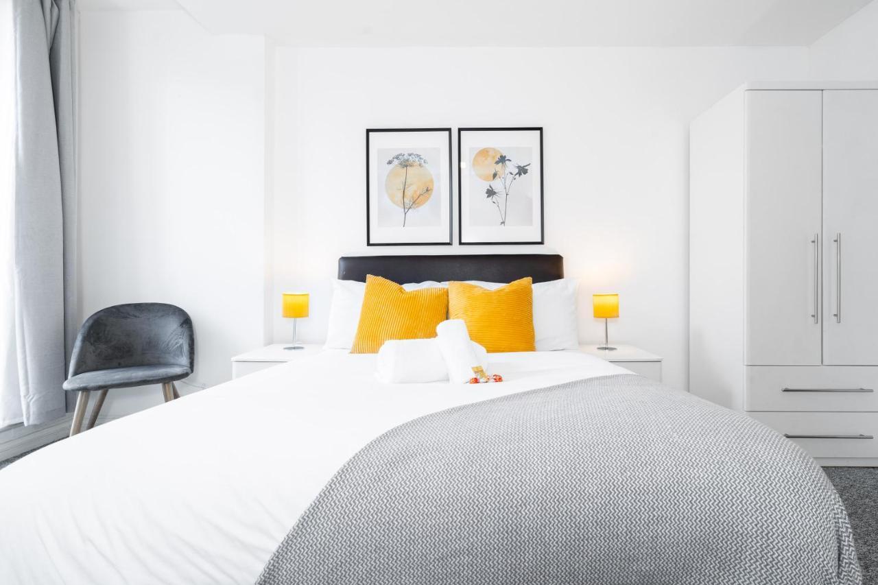 Opulent 2 Bedroom City Centre