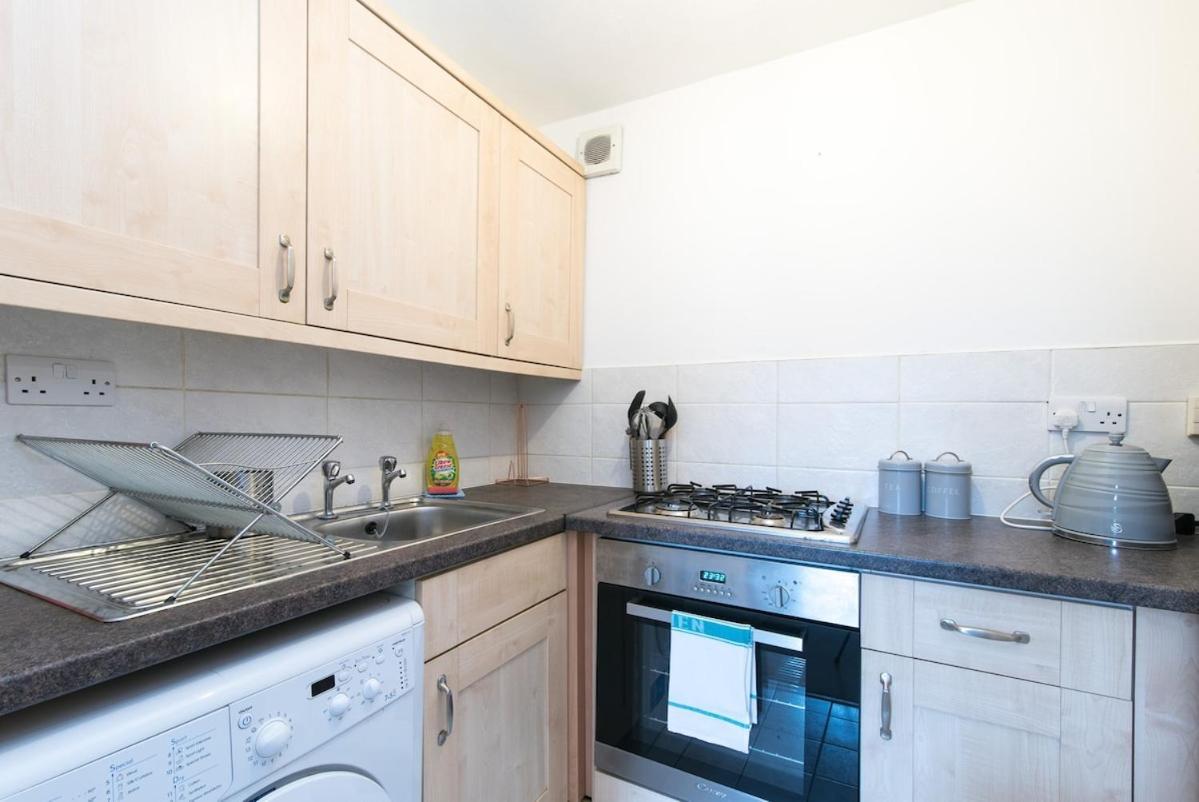 Lambley Court - Cozy Break In Mapperley *