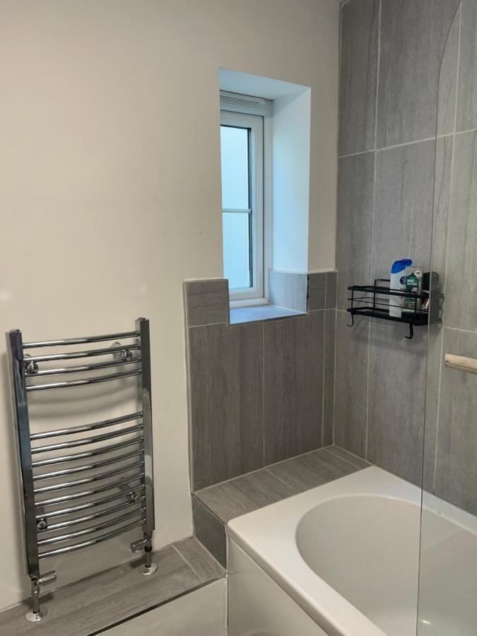 Private Deluxe Near Hospital *