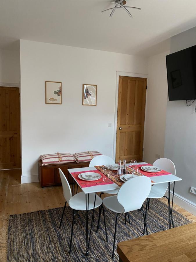 Comfortable 2 Bedroom From With Parking Casa de férias Nottingham