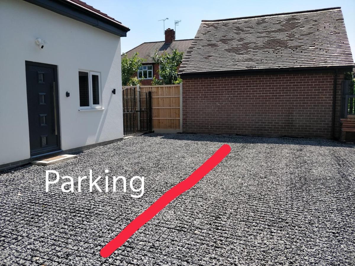 Entire Two Bedroom & Free Parking Nottingham